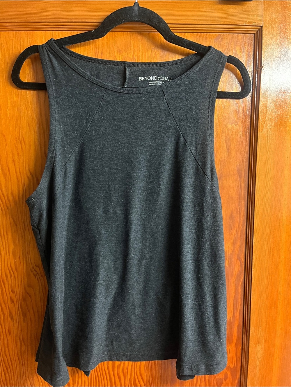 Beyond Yoga Black Scoop-Neck Sleeveless Tank